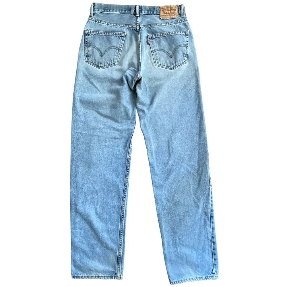 Vintage Levi’s 550 Relaxed Fit Straight Leg Light Wash 90s Y2k Mid Rise 32x34